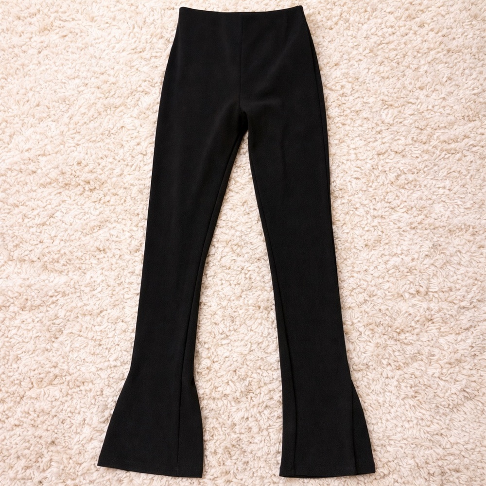 ZARA ribbed flared pants in size XS